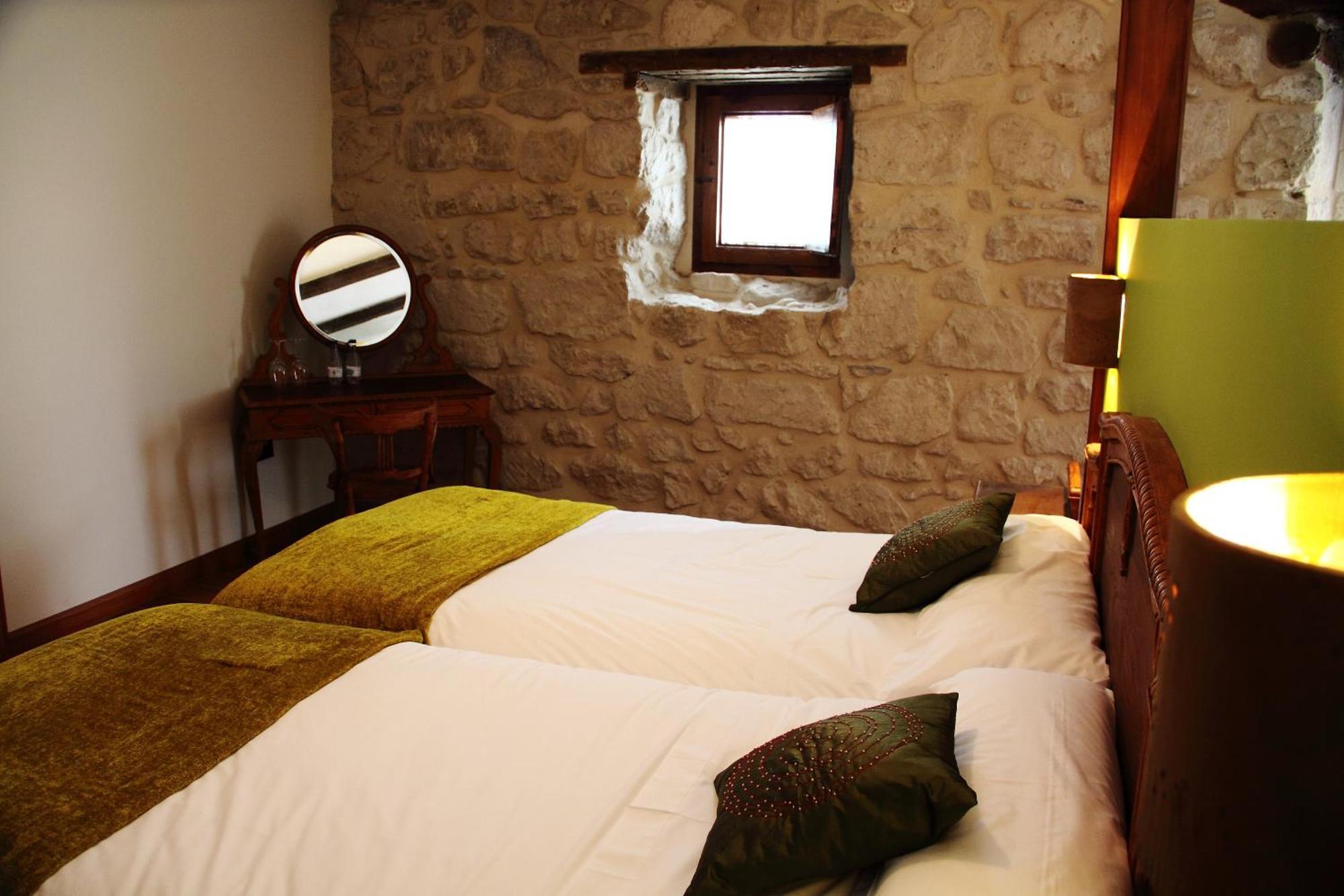 Concejo Hospederia Hotel Valoria la Buena Luaran gambar