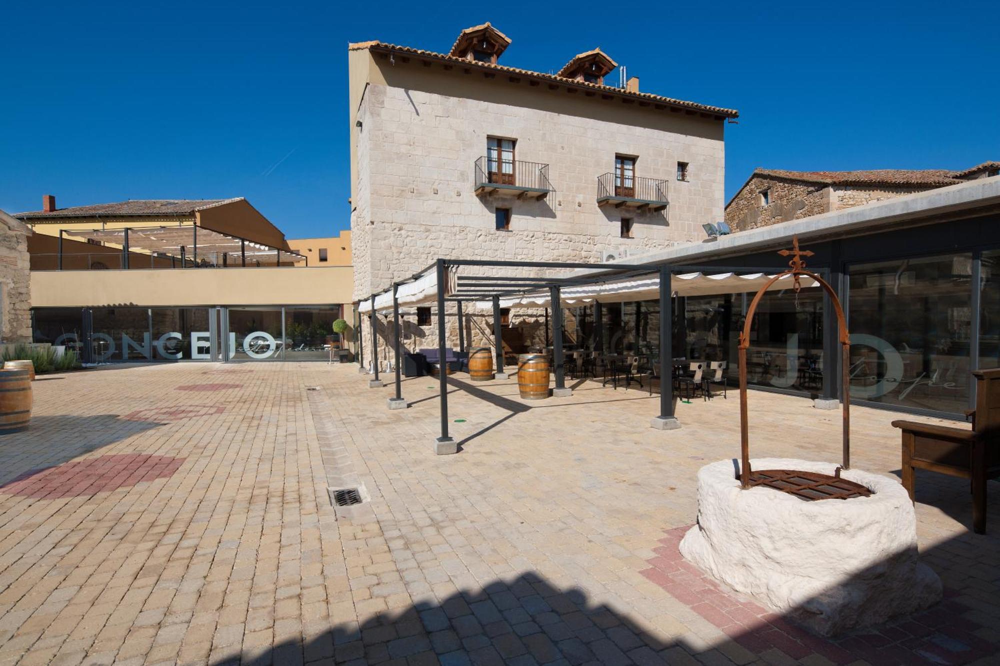 Concejo Hospederia Hotel Valoria la Buena Luaran gambar