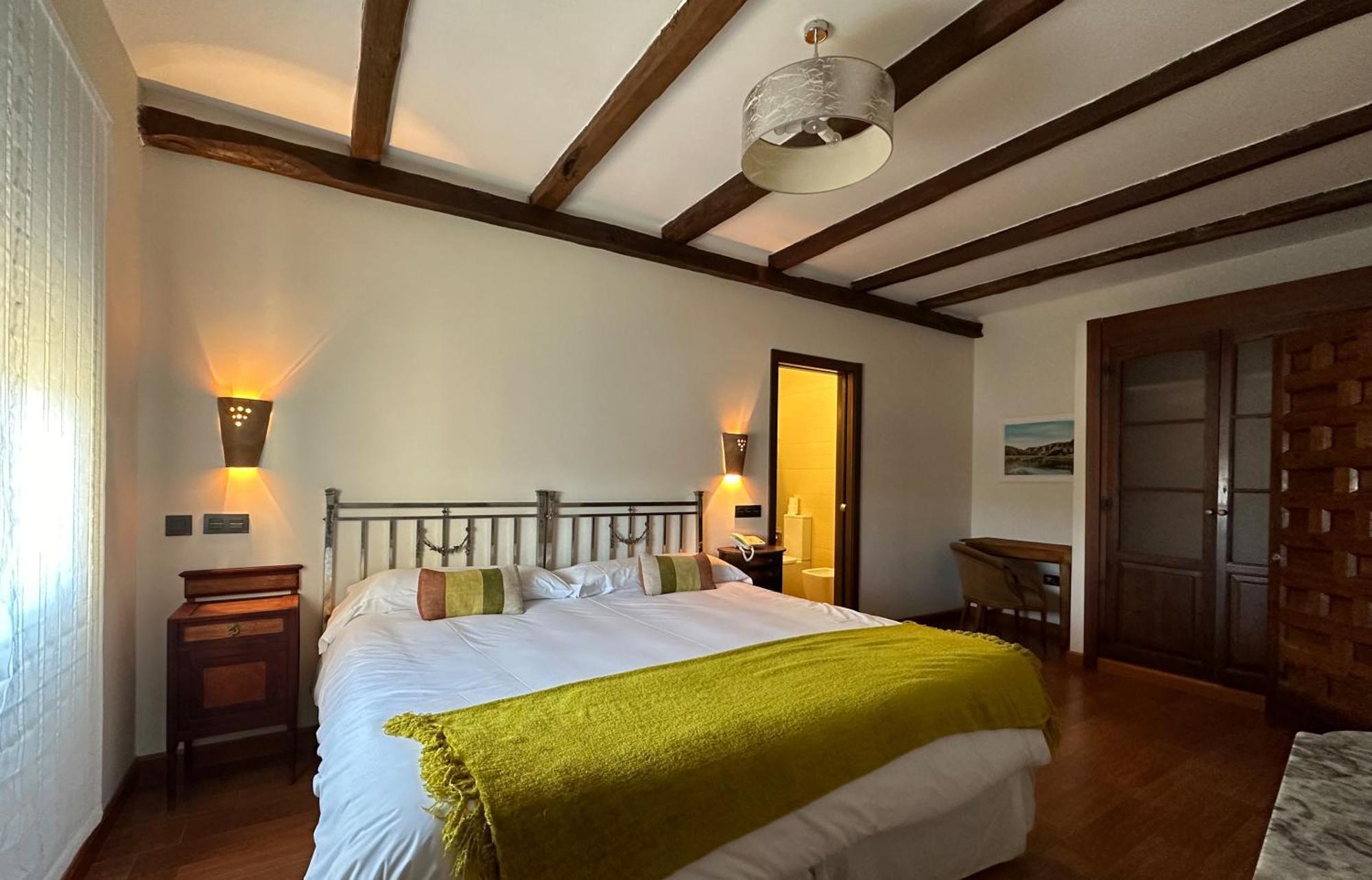 Concejo Hospederia Hotel Valoria la Buena Luaran gambar